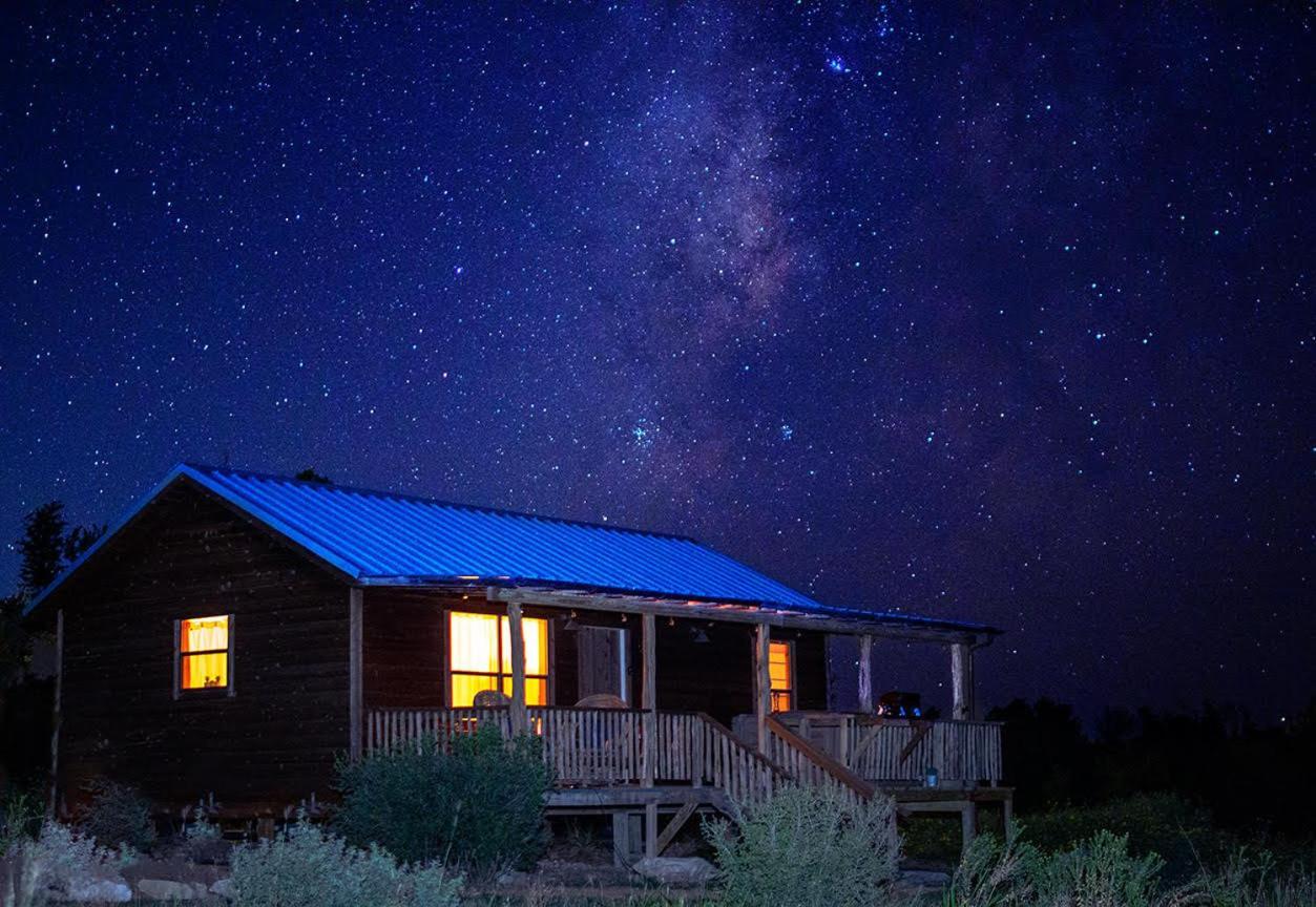 Rocky Ridge Cedar Cabin With Hot Tub & Amazing Views Crabapple Exterior foto